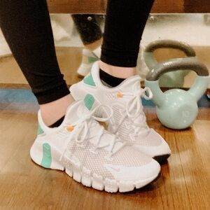 Women's Nike Free Metcon 4 Cross-Train White Green Size 9